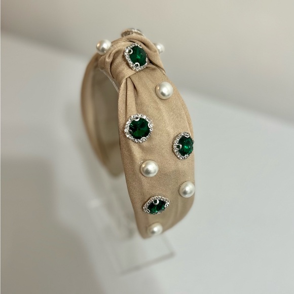 NWOT - Beige velvet embellished headband. Handmade. - Picture 2 of 4